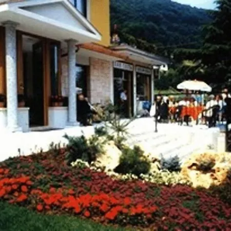 Ristorante Costa 3* Коста-Валле-Иманья